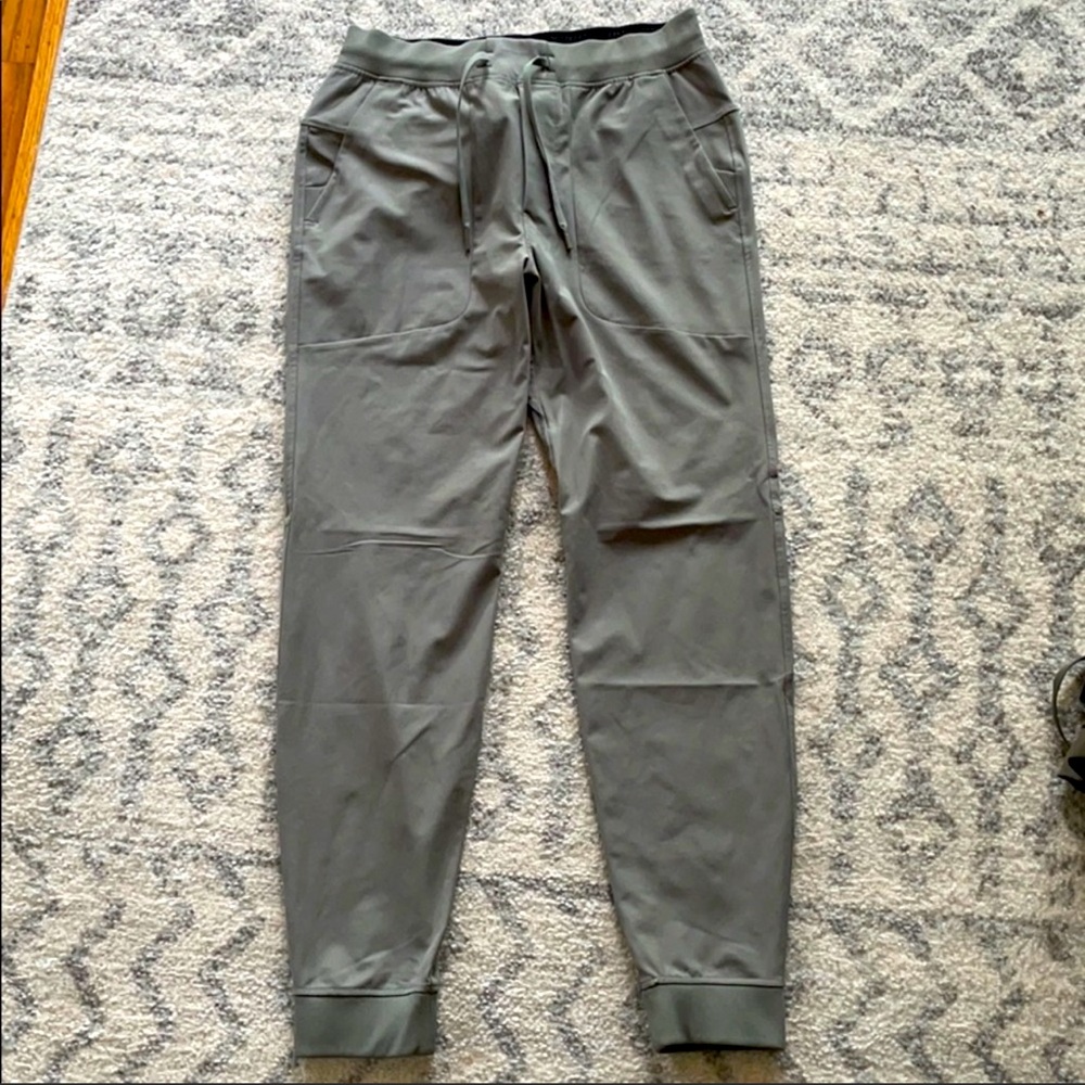 ABC lululemon jogger warpstreme